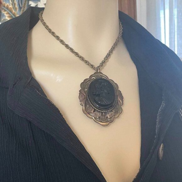 Antique French Jet Bohemian Black Mourning Cameo Pendant Necklace/ Brooch HTF - Picture 1 of 16